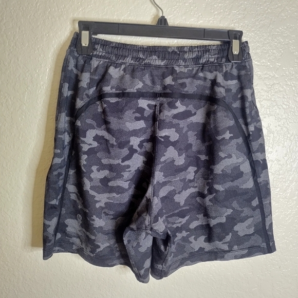 Lululemon Pace Breaker Linerless Short 7" black camo Sz S - Picture 1 of 7